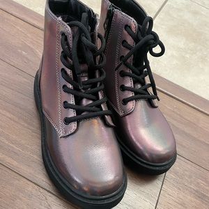 Combat boots